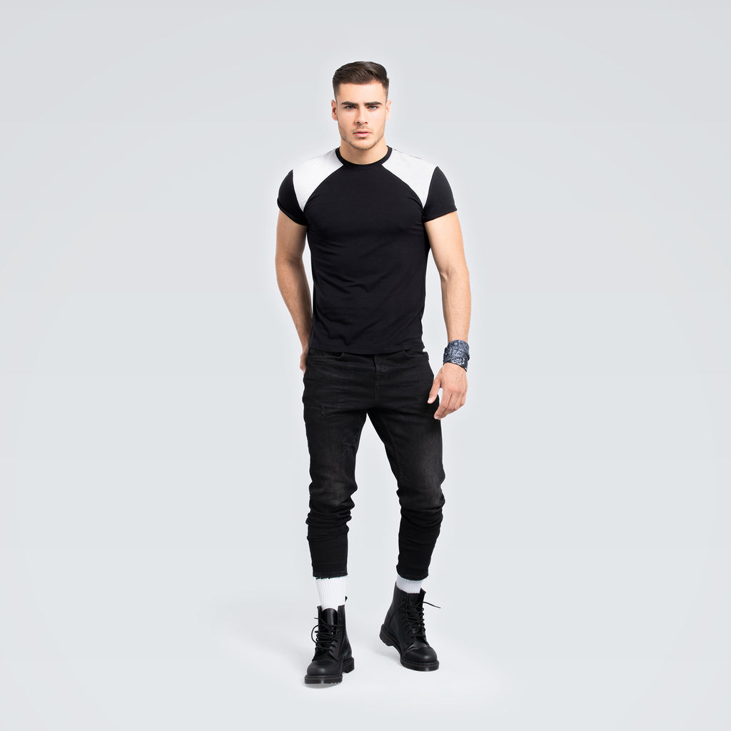 BEAT T-SHIRT · Black