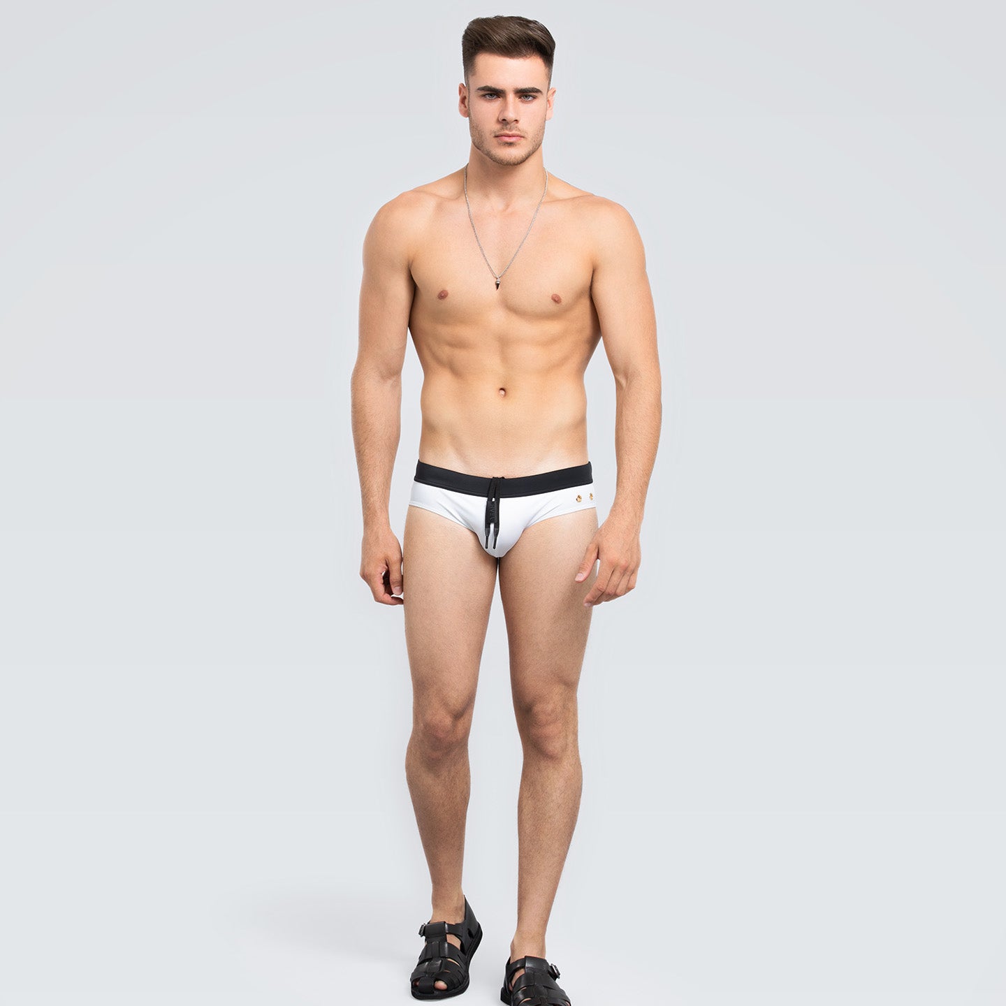 SPLENDOR BRIEF · White