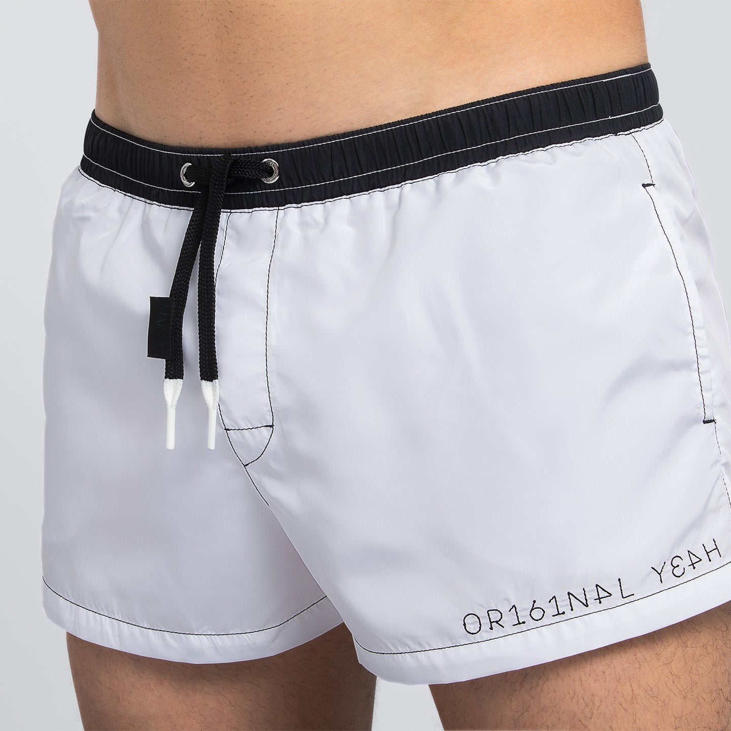SPIRIT SHORT · White