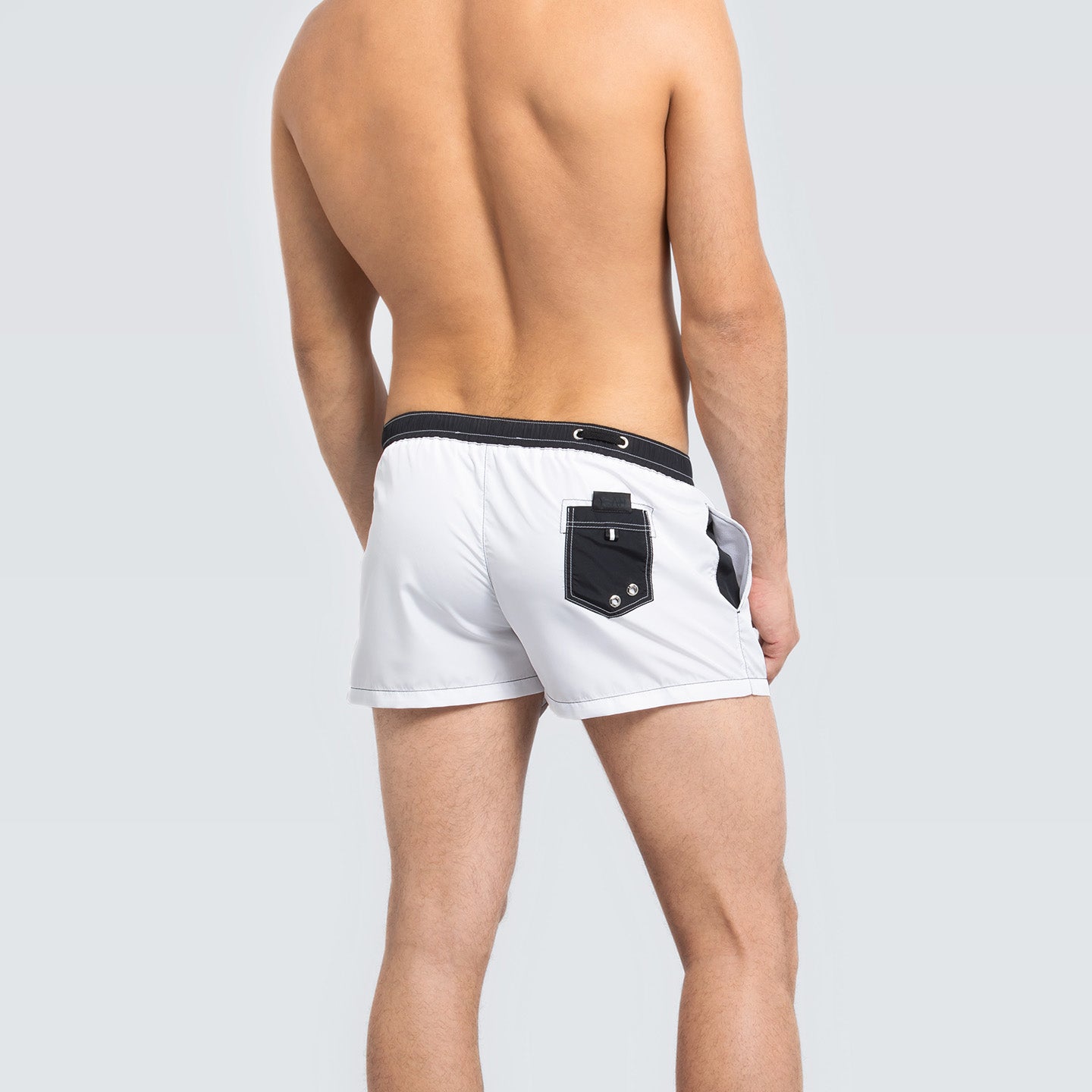 SPIRIT SHORT · White